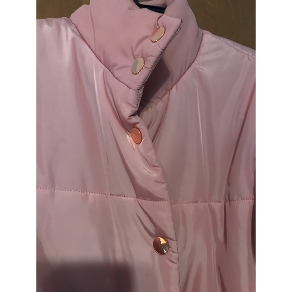 Cropped Pink Puffer Jacket - Picture 3 of 3